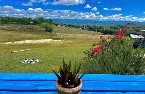 Lajas House | Cozy & Relax 2-bedroom mobile home in La Parguera for family-friends