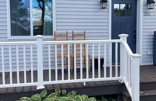 Litchfield House | Cozy remodeled cottage. Close to town, vineyards, restaurants, and farms.