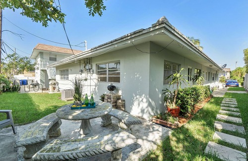 Cypress Point Apartment | Cozy Renovated Efficiency in Pompano Beach!