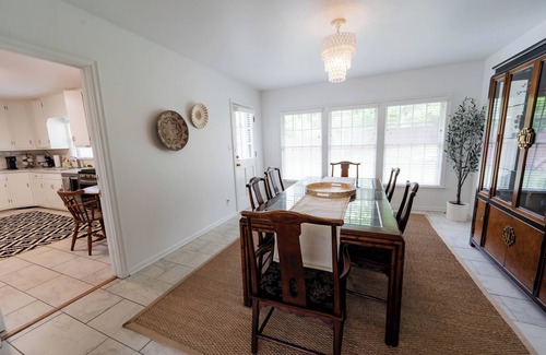 Maple Ridge House | Cozy Retreat in the heart of Tulsa. Fully handicap shower!