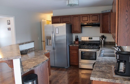 Ithaca House | Cozy retreat w/patio & fire pit. Close to Cayuga Lake and Cornell.