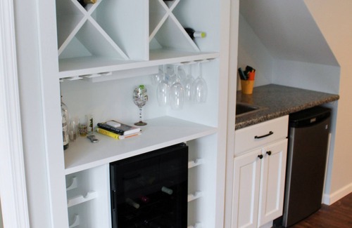 Ithaca House | Cozy retreat w/patio & fire pit. Close to Cayuga Lake and Cornell.