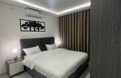 Suwailih Apartment | cozy rooftop near al services 24
