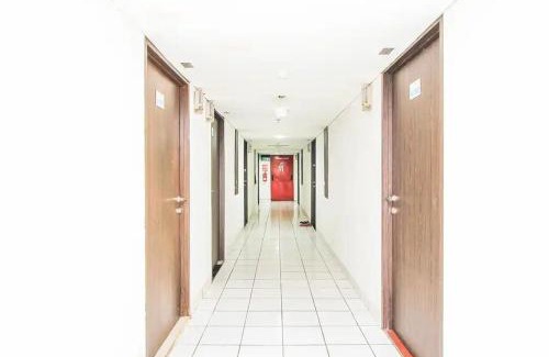 Cipaganti Apartment | Cozy Room @ Hallo Tidur by Tio