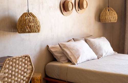 Todos Santos Hotel | Cozy room in boutique bohemian hotel in Todos Santos with Starlink - 5 min beach