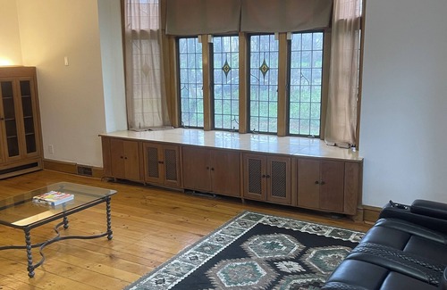 Elkins Park House | Cozy Rooms Available Escape to Tranquility Experience Unforgettable Comfort
