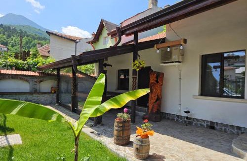 Vratsa Apartment | Cozy Rooms in Vratsa by Georgievi