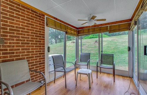 Plum House | Cozy Rural Country Retreat side Home Close to Pittsburgh!