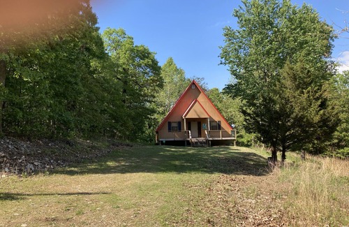 Eucha House | Cozy Rustic Cabin in the Woods near Grand Lake