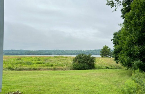 Franklin House | Cozy rustic modern home on the bay!