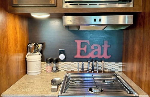 Breckenridge House | Cozy RV in Breckenridge nestled in the woods of a 50 acre farm