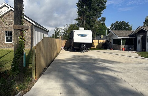 Lynn Haven House | Cozy RV parking minutes away from beaches and shopping