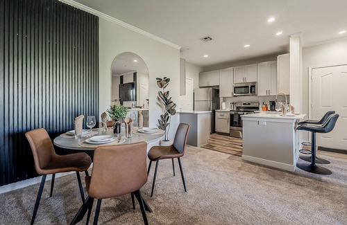 North Scottsdale Apartment | Cozy Scottsdale 2BR - 2BA/Pool/Gym/Free Parking