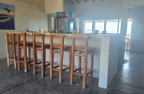 La Cruz Villa | Cozy Seafront Retreat in a wonderful biological spot