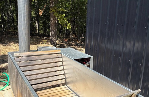 Jasper Cabin | Cozy Secluded Tiny Home with Wood-Burning Hot Tub and Private Deck