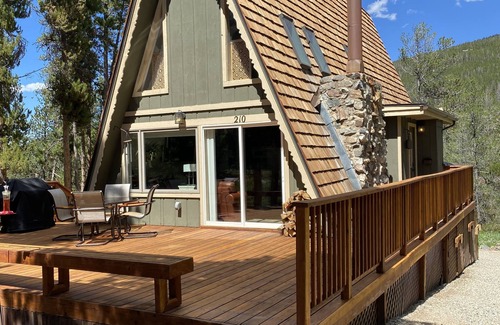 Weisshorn Ski Chalet | Cozy ski chalet 1/2 mile from Main Street, Great Location