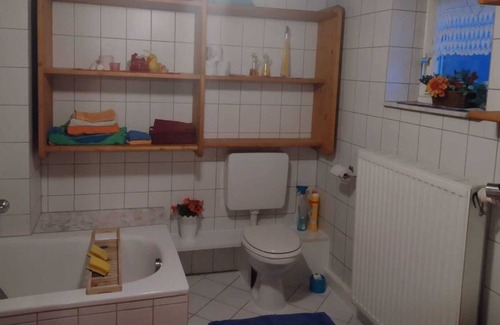 Burgwallbach Apartment | Cozy, small, fine holiday home on the edge of the forest with a fireplace