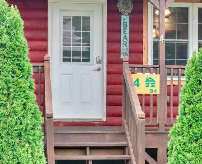 Cherokee House | Cozy Smoky Mtn Cabin Pointing to Fun and Relaxation