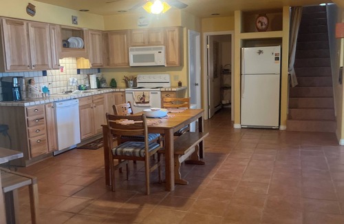 Trinidad Apartment | Cozy southwest foothill setting. Close to downtown and activities