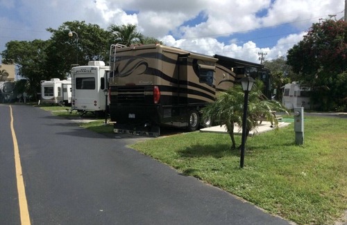 Fort Lauderdale House | Cozy Space for a Short Getaway 20 mins from Ft. Lauderdale Beach
