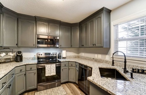 Belmont House | Cozy Space - Minutes from all Charlotte area has to offer