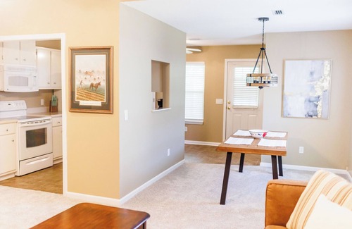 Dothan House | Cozy Spyglass Hideaway 3 BR 2 Bath