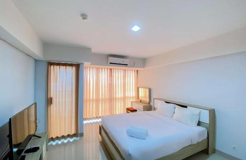 Jatinegara Apartment | Cozy Stay Studio Apartment at H Residence By Travelio