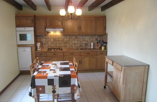 Le Rozel Cottage | Cozy Stone Cottage for 5 with Courtyard, Near Beach, Fireplace, WiFi - Le Rozel