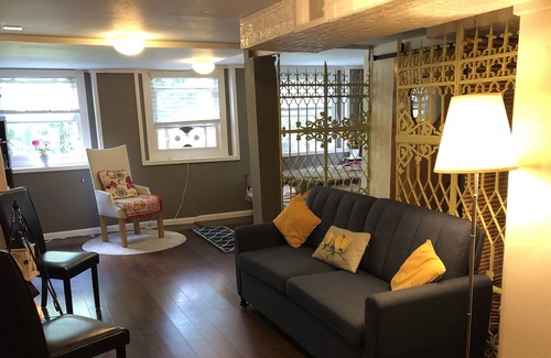 Smallwood Apartment | Cozy studio apartment in the heart of Smallwood lake community.