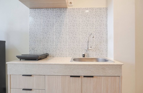 Pondokcina Apartment | Cozy Studio At 32Th Floor Evenciio Margonda Apartment