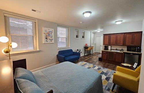 Champaign Apartment | Cozy Studio at the Historic Inman