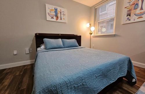Champaign Apartment | Cozy Studio at the Historic Inman