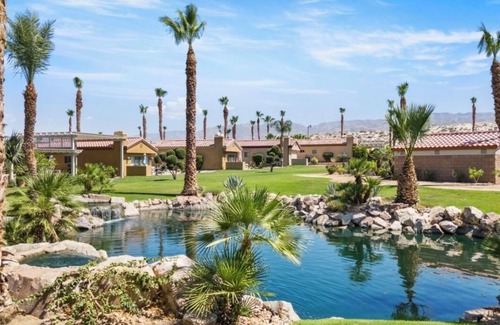 Coachella Apartment | Cozy studio in enjoyable Coachella with AC, fitness room, WiFi, Peacefulness…