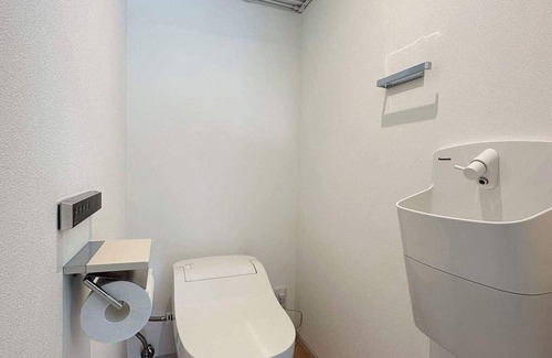 Hiroshima City Centre Apartment | Cozy Studio in Hiroshima | Breakfast Included