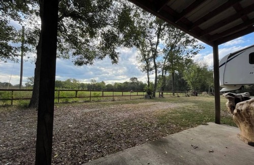 Tahlequah Apartment | Cozy studio in serene Tahlequah with AC