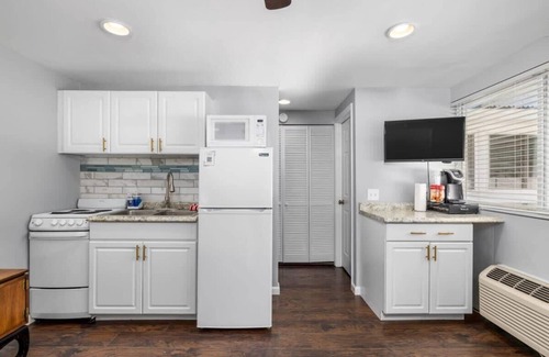 Imperial Apartment | Cozy Studio in the Heart of Downtown Kimmswick
