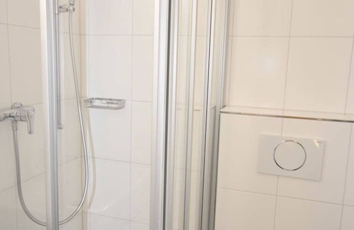 Center Apartment | Cozy studio near main station (Color 2)