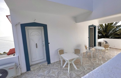 Avlakia Apartment | Cozy studio near the beach