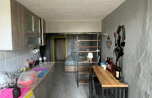 Eski Lara Apartment | Cozy Studio Near The Beach In Antalya City Center