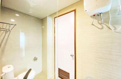 Malabar Apartment | Cozy Studio Room at Green Kosambi Bandung Apartment By Travelio