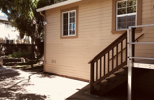 North Central House | Cozy studio with A/C 1B/1B in San Mateo, California. No pet/smoke