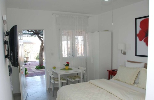 Arad House | Cozy Studio with Desert View