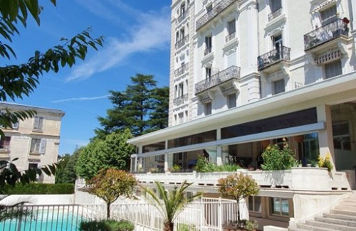 Aix-les-Bains City Center Apartment | Cozy Studio with Pool and Balcony, Aix-les-Bains
