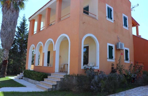 Kavos Apartment | Cozy studio with Sea View on the beach in Corfu
