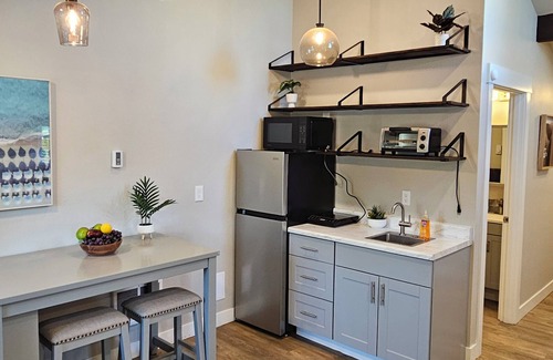Salmon Creek Apartment | Cozy Studio with WiFi in awesome Vancouver WA!