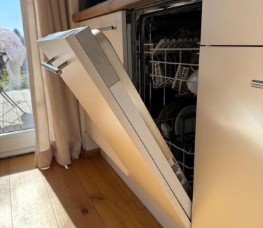 Graz Apartment | Cozy StudioApartment with Graden in Graz Free Parking