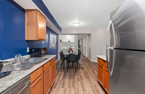 Cypress Apartment | Cozy&Stylish 3BR/2BA Retreat-Pet-Friendly, Parking, In-Unit Washer/Dryer