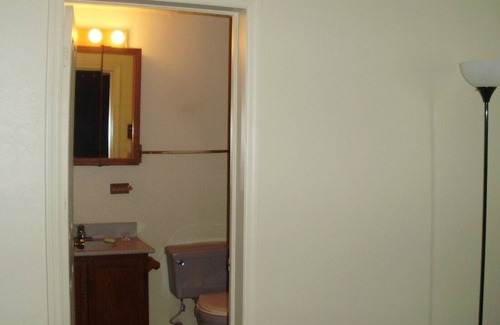 Plattsburgh Apartment | Cozy suite near downtown and the bike path!
