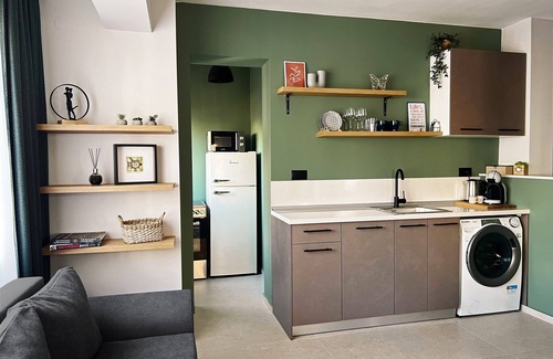 Sofia Apartment | Cozy suite near Eagle’s Bridge