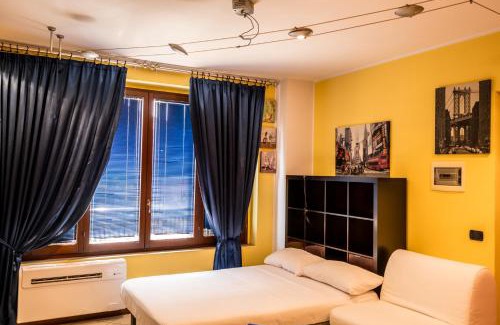 Milan Apartment | Cozy Suite Rogoredo Apartment next to the metro and train station